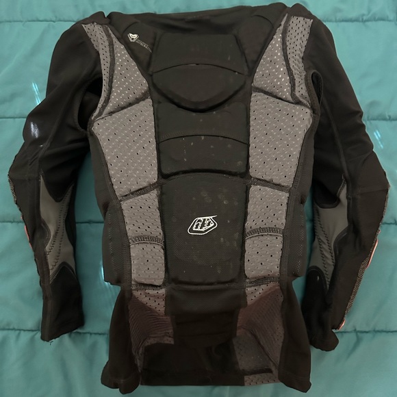 Troy Lee Designs heavy weigh long sleeve protective shirt - Picture 2 of 2